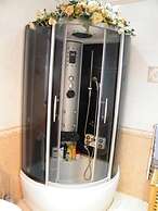 Nocturne Family House