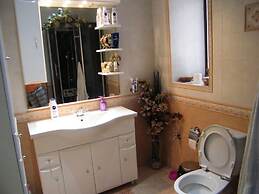 Nocturne Family House