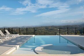 ZENtrum Holidays Crete | Villa Asteri