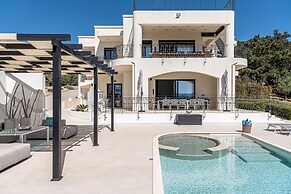 ZENtrum Holidays Crete | Villa Asteri