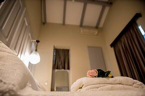 Kyria Boutique House