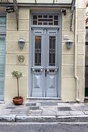 Kyria Boutique House