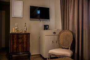 Kyria Boutique House