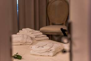 Kyria Boutique House