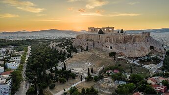 Kyria Boutique House