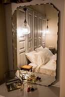 Kyria Boutique House