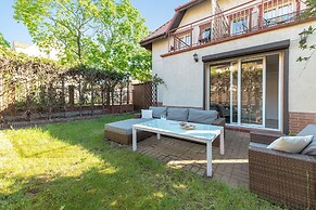 Dom & House - Apartments Villa Elen