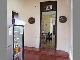 Griboedov Hostel & Suites