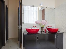 Griboedov Hostel & Suites
