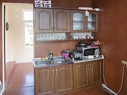 Griboedov Hostel & Suites