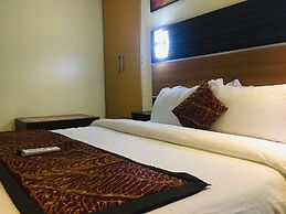 Stoneside Hotel and Apartments