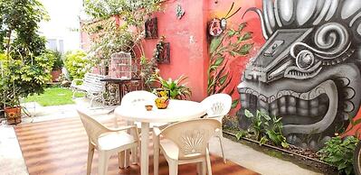 Anys Bed and Breakfast