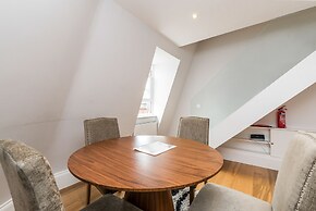 Piccadilly Lofts  by Allô Housing