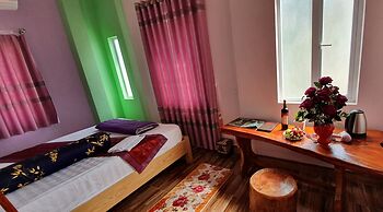 Queen Ponaland Homestay