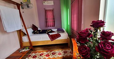 Queen Ponaland Homestay