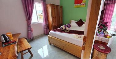 Queen Ponaland Homestay