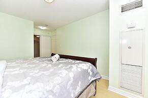 Sarkar Suites - 3888 Duke of York Blvd