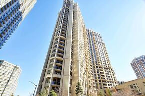 Sarkar Suites - 3888 Duke of York Blvd