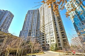 Sarkar Suites - 3888 Duke of York Blvd