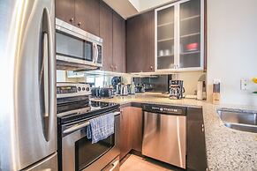 Sarkar Suites - YorkVille