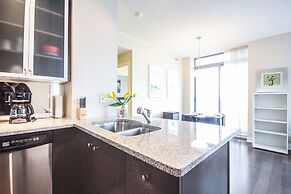 Sarkar Suites - YorkVille