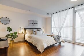 Sarkar Suites - 75 Queens Wharf