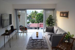 Condo Niza 266 by MDR