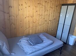 Party Hostel- Canmore Hotel Hostel