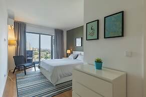 Xenon urban apartments