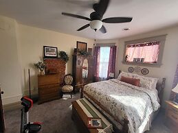 The Katherine Holle House