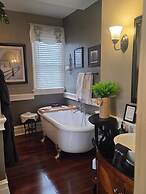 The Katherine Holle House