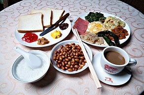 Beverly Commercial Motel