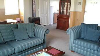 Kumara Historic Cottages - Hostel