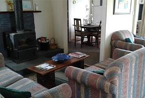 Kumara Historic Cottages - Hostel