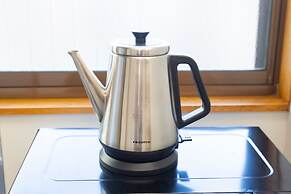 KAGURAZAKA RETRO BAR & HOTEL