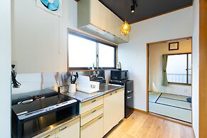 KAGURAZAKA RETRO BAR & HOTEL