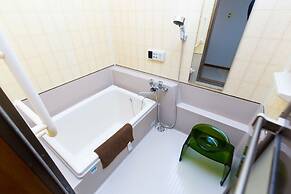 KAGURAZAKA RETRO BAR & HOTEL