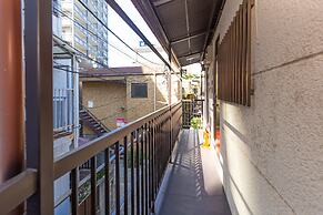 KAGURAZAKA RETRO BAR & HOTEL