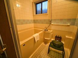 KAGURAZAKA RETRO BAR & HOTEL