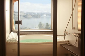 Kitutuki Canadian Club