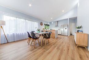 Hillside Haven Airlie Beach