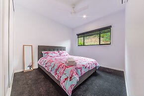 Hillside Haven Airlie Beach