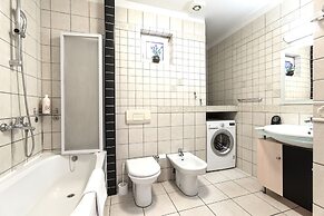 L U X E Bacvice Collection