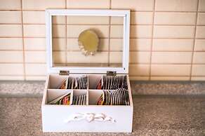 L U X E Bacvice Collection