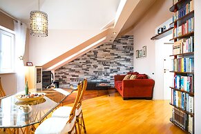 L U X E Bacvice Collection