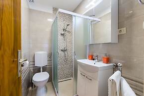 Split Apartments with Hotel Service