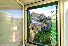 Split Apartments with Hotel Service