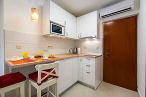 Split Apartments with Hotel Service