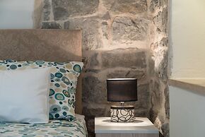 Split Apartments with Hotel Service