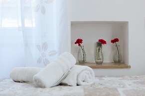 Split Apartments with Hotel Service